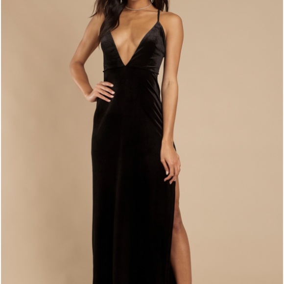 TOBI Velvet Got It Good Plunging Black Maxi Dress - Picture 2 of 4